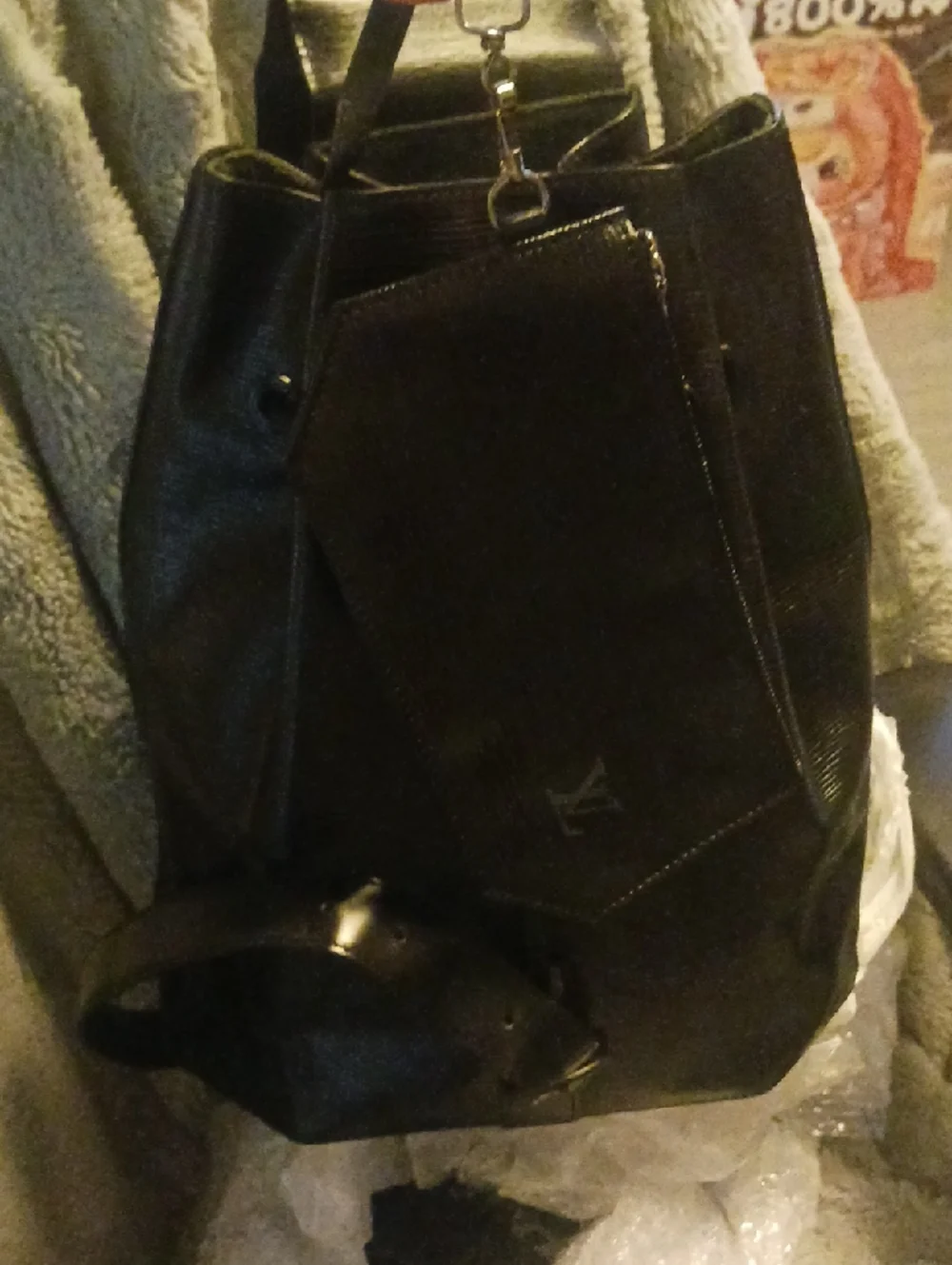 Louis Vuitton Black Epi Leather Sac A Dos .(preloved )